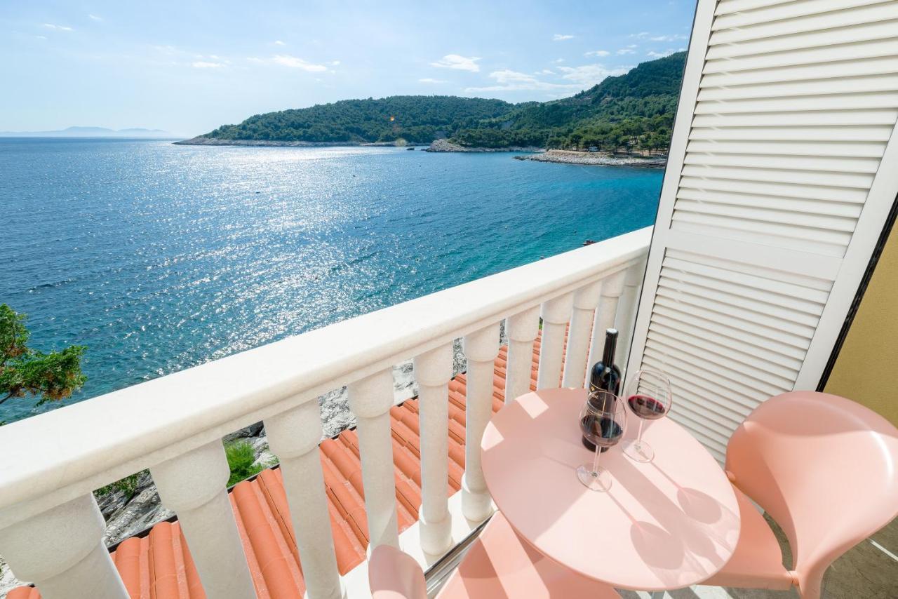 Luxury Bellavista Amazing Sea Holidays With Private Beach & Parking Milna  Exterior foto