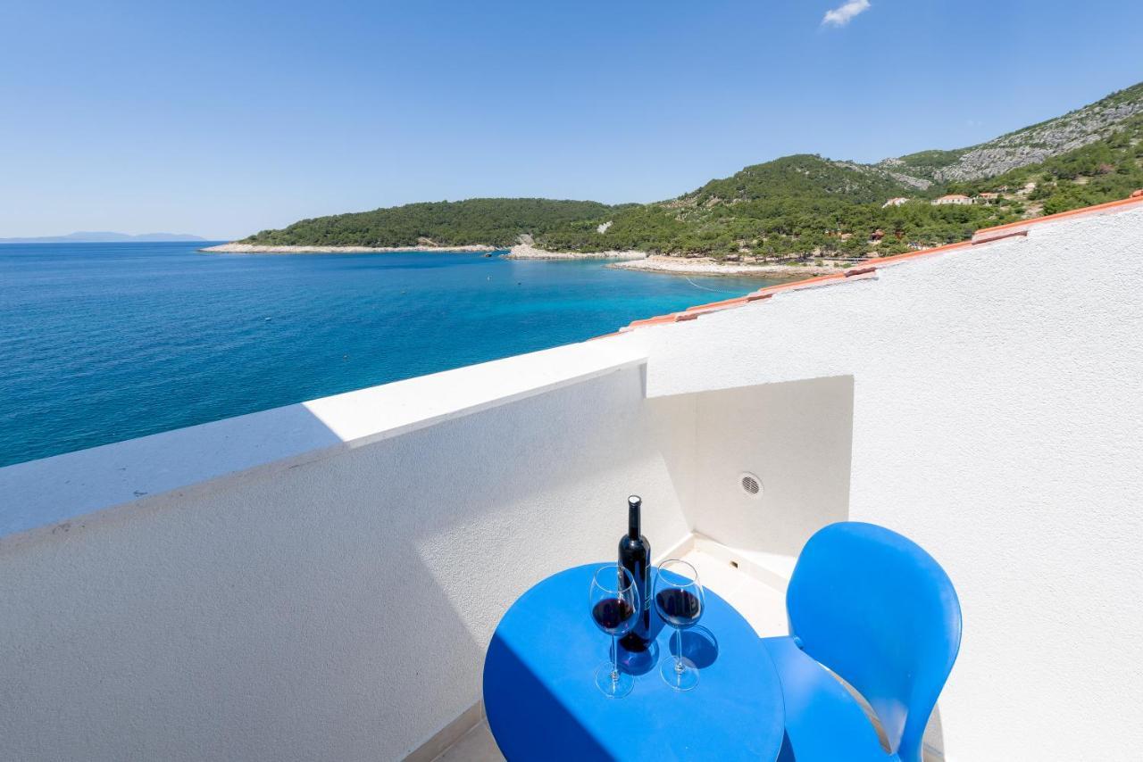 Luxury Bellavista Amazing Sea Holidays With Private Beach & Parking Milna  Exterior foto