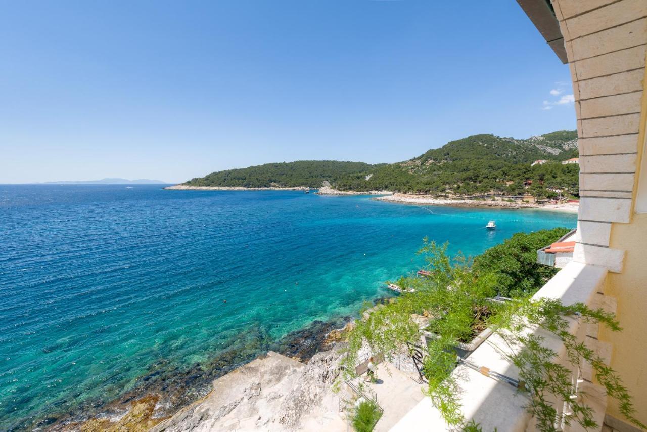 Luxury Bellavista Amazing Sea Holidays With Private Beach & Parking Milna  Exterior foto
