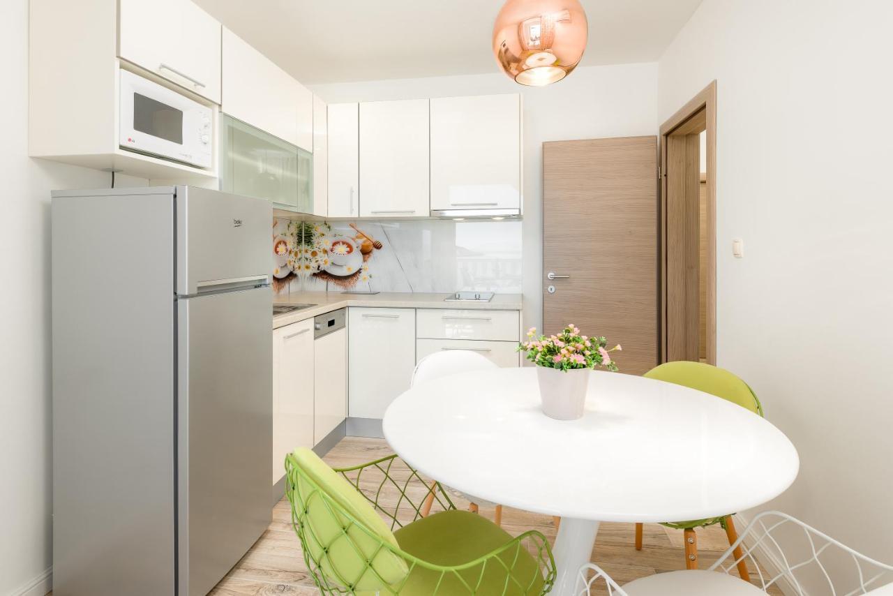 Luxury Bellavista Amazing Sea Holidays With Private Beach & Parking Milna  Exterior foto