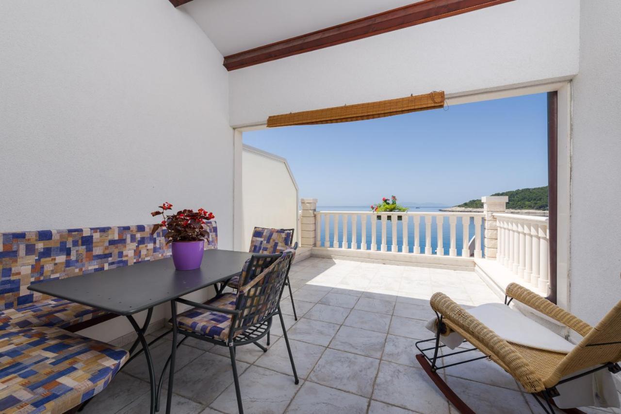 Luxury Bellavista Amazing Sea Holidays With Private Beach & Parking Milna  Exterior foto