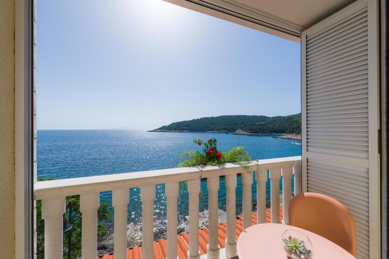 Luxury Bellavista Amazing Sea Holidays With Private Beach & Parking Milna  Exterior foto