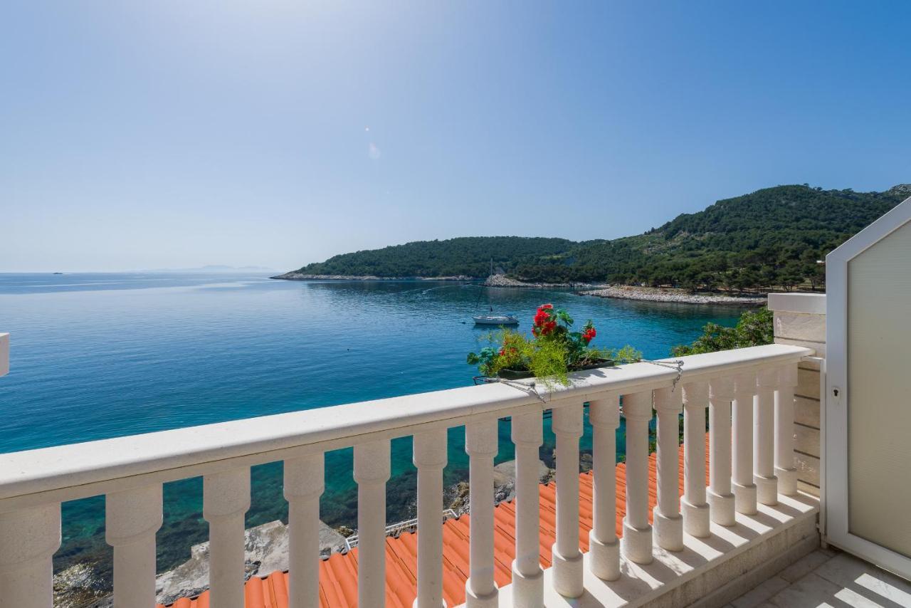 Luxury Bellavista Amazing Sea Holidays With Private Beach & Parking Milna  Exterior foto
